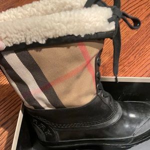 Burberry Winter Boots Size 39